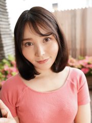 まんチラの誘惑 〜筆おろし好きな美人ママ～ : 塩見エリカ