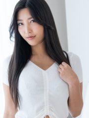 お隣の美尻妻の誘惑！家の人が戻ってくるまで私のうちに入れててあげる！ : 百多えみり