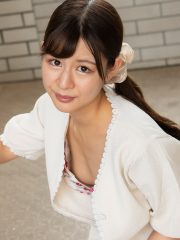 朝ゴミ出しする近所の遊び好きノーブラ奥さん 瑞希ゆき : 瑞希ゆき