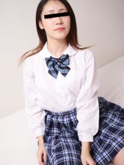 永瀬優香　制服娘を電車でイタズラ 天然むすめ